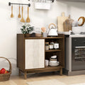 Valnøddefarvet sideboard med flet skydedør